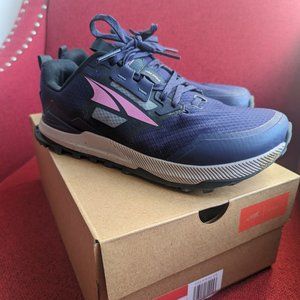 ALTRA Women's Lone Peak 7 Trail Running Shoe, Size 7
